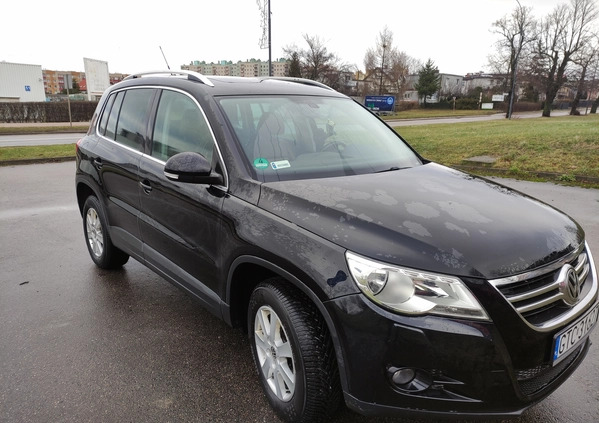 Volkswagen Tiguan cena 32700 przebieg: 262000, rok produkcji 2008 z Tczew małe 67
